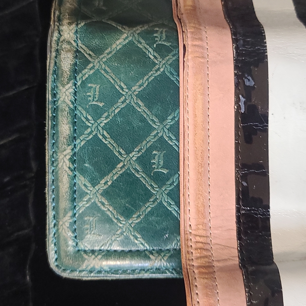 L.A.M.B. Clutch Wallet - Picture 3 of 4